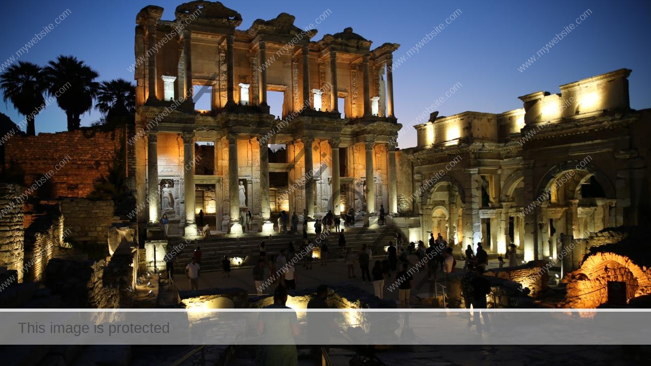 efes-aa-2367640.jpg